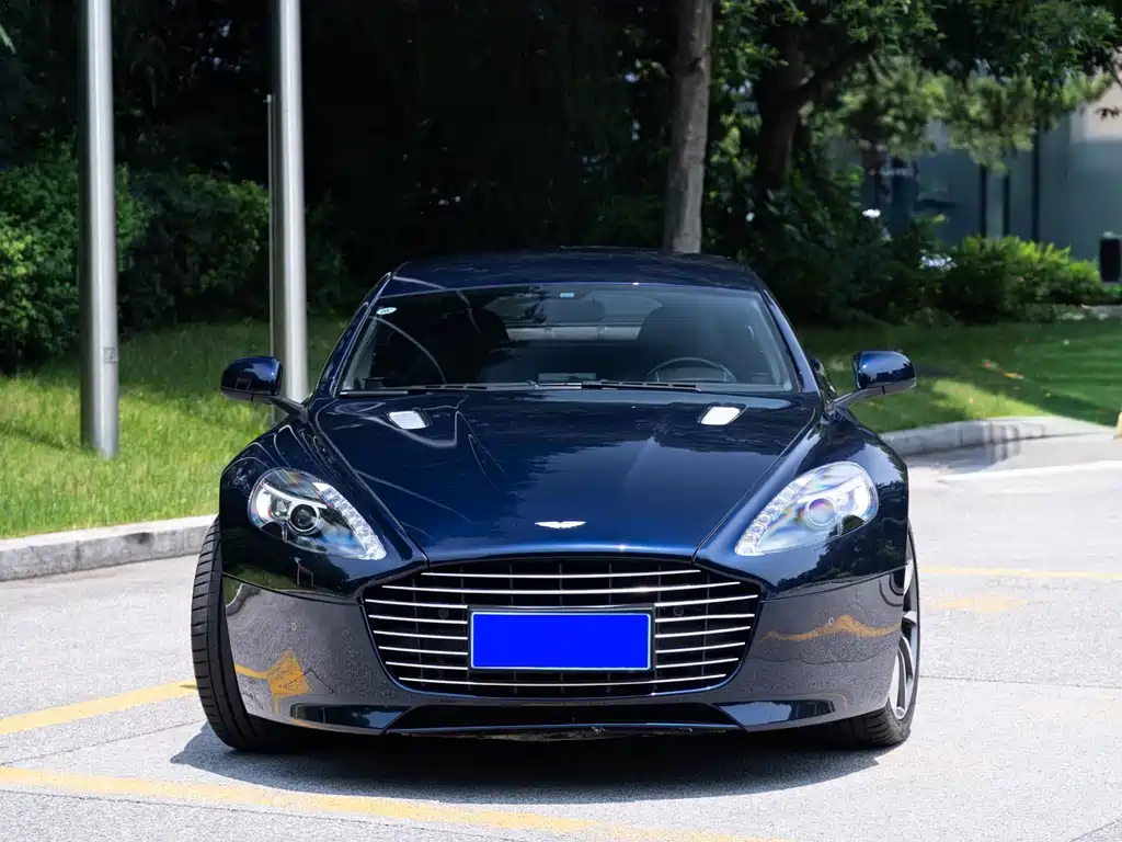 Aston Martin Rapide 2017 — фото 2