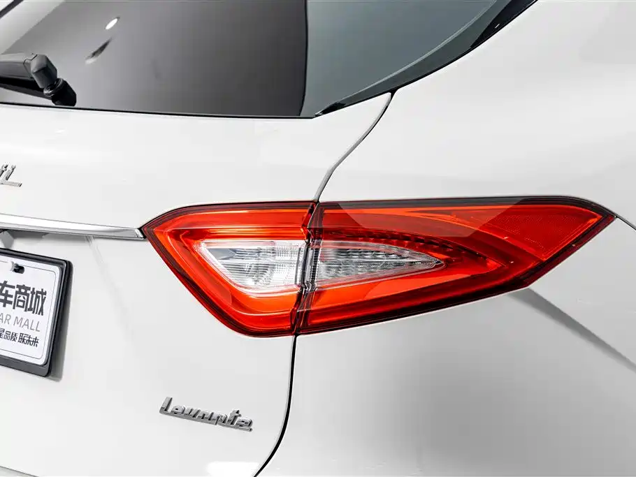 Maserati Levante 2020 — фото 8