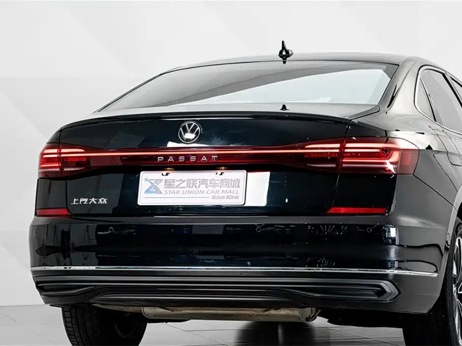 Volkswagen Passat 2025 — фото 7