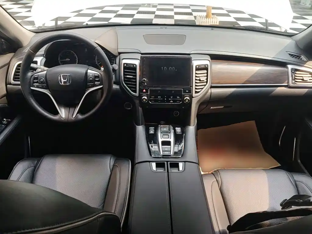 Honda UR-V 2018 — фото 10