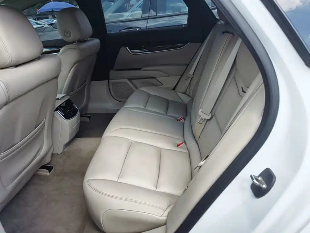 Cadillac XTS 2016 — фото 17