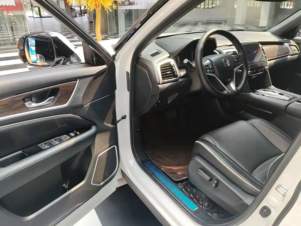 Honda UR-V 2018 — фото 16