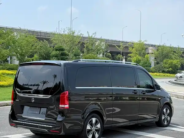 Mercedes-Benz V-Class 2021