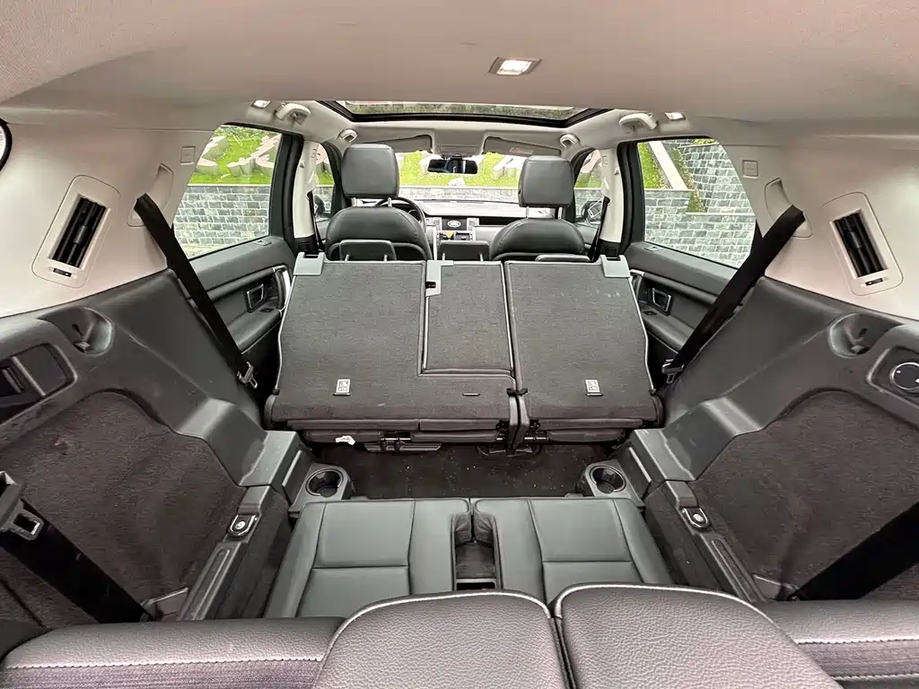 Land Rover Discovery Sport 2017 — фото 10