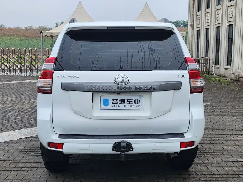 Toyota Prado 2015 — фото 15