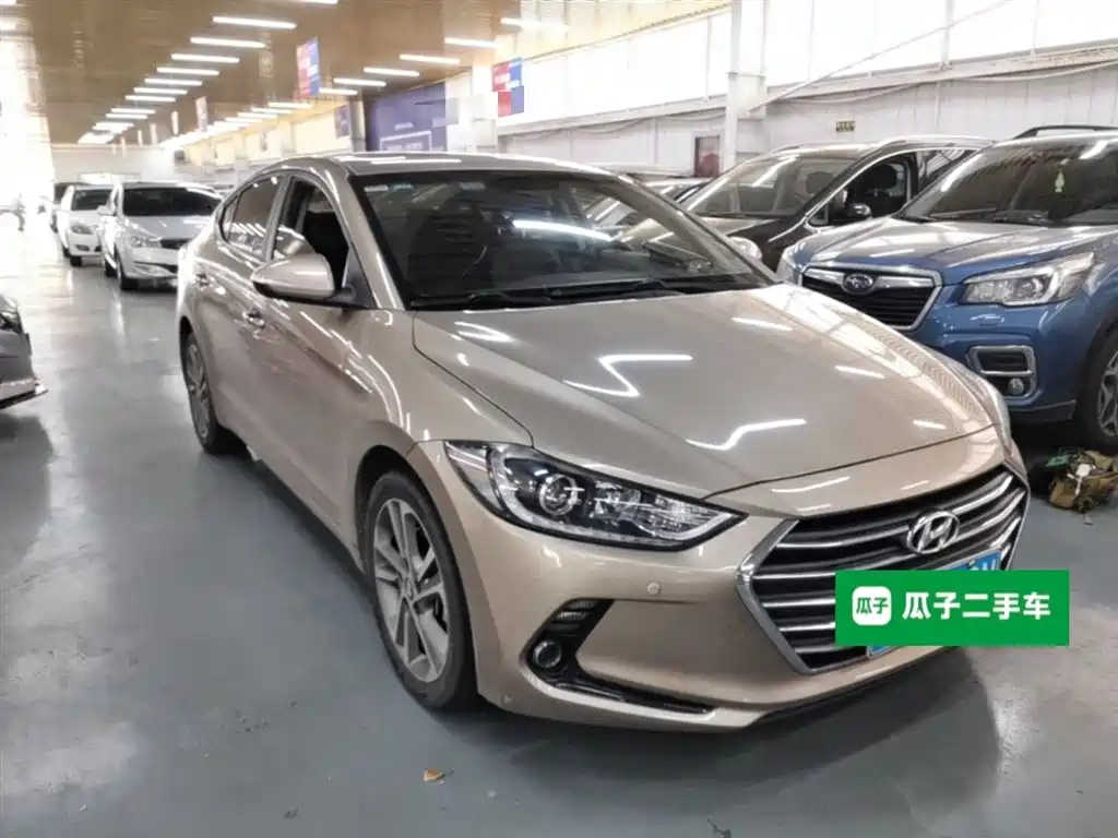 Hyundai Elantra 2016 — фото 4