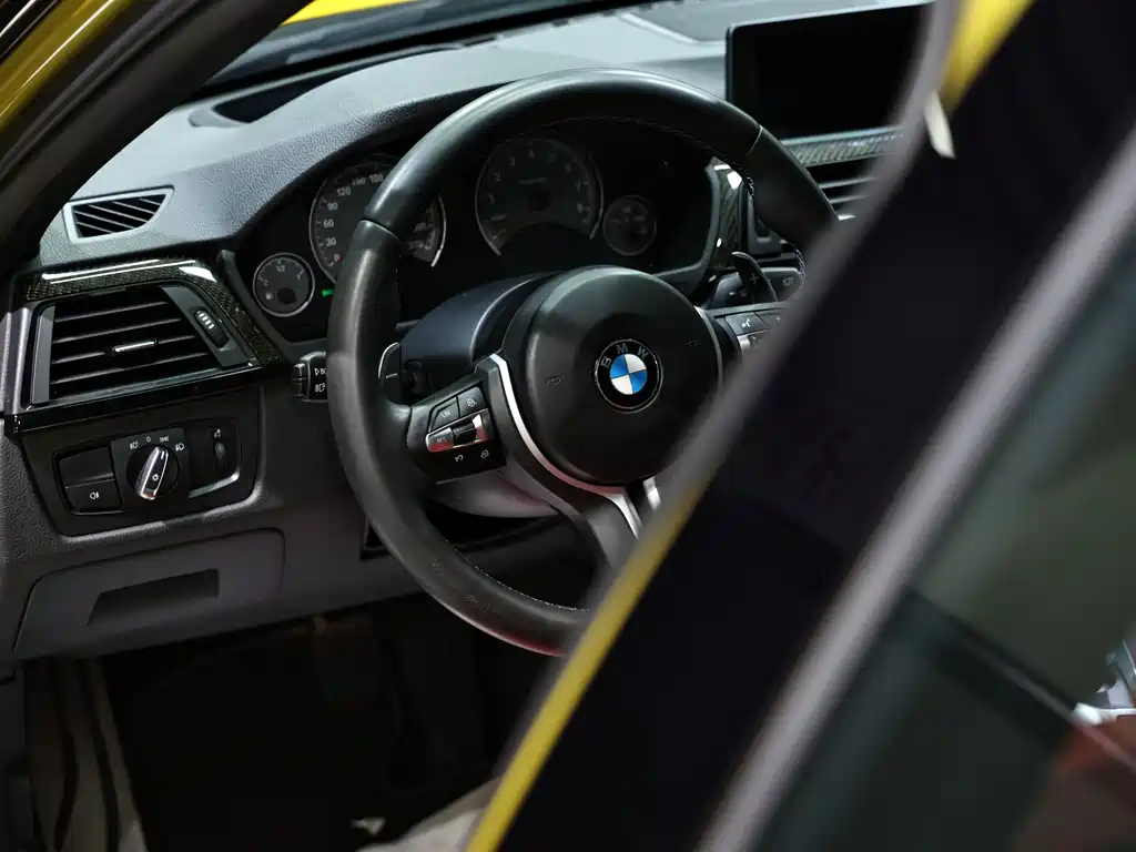 BMW M3 2015 — фото 8