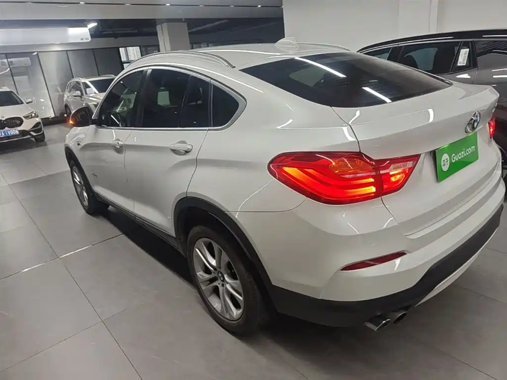 BMW X4 2016 — фото 5