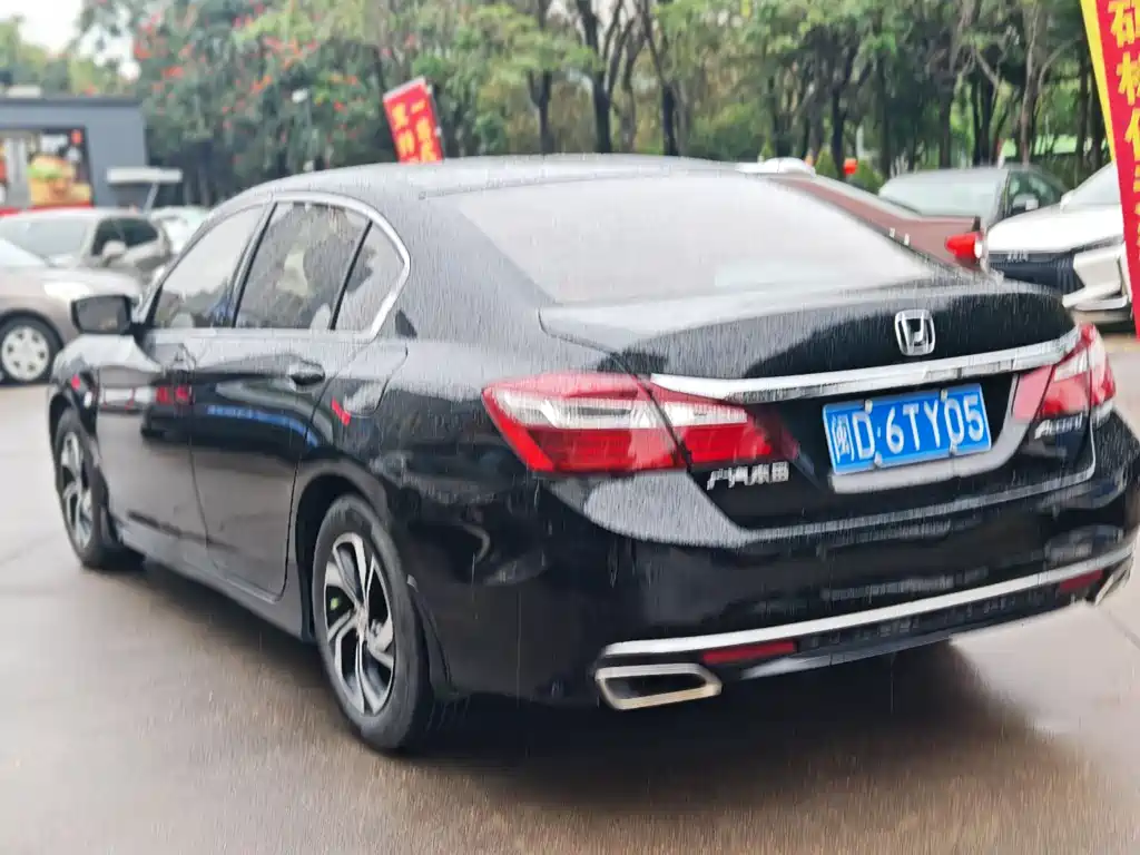 Honda Accord 2018 — фото 4
