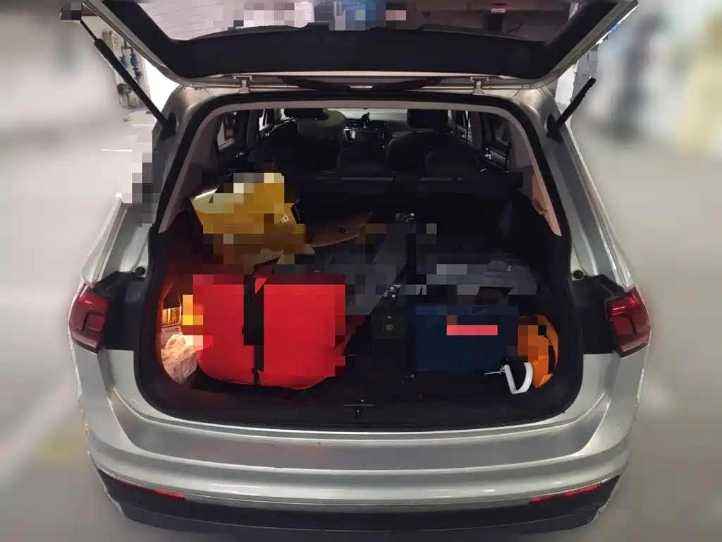 Volkswagen Tiguan L 2017 — фото 10