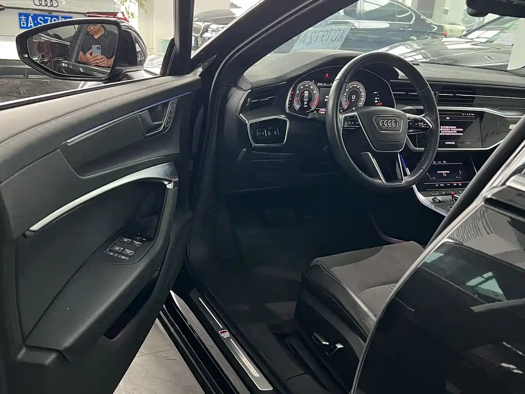 Audi A6L 2024