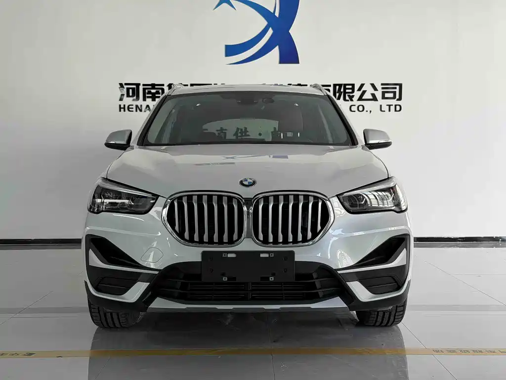 BMW X1 2022 — фото 2