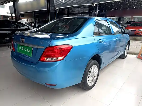 BYD e5 2022
