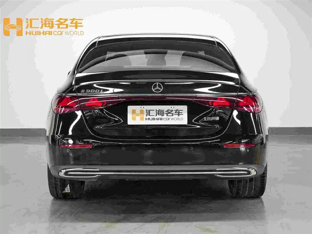 Mercedes-Benz E-Class 2025