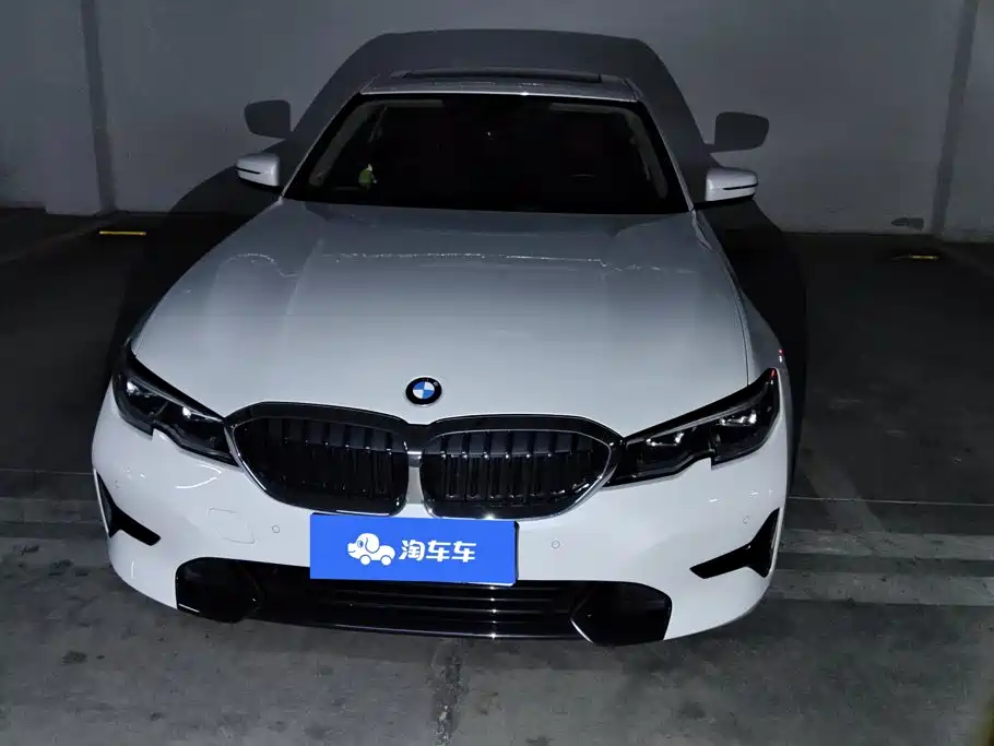 BMW 3 Series 2021