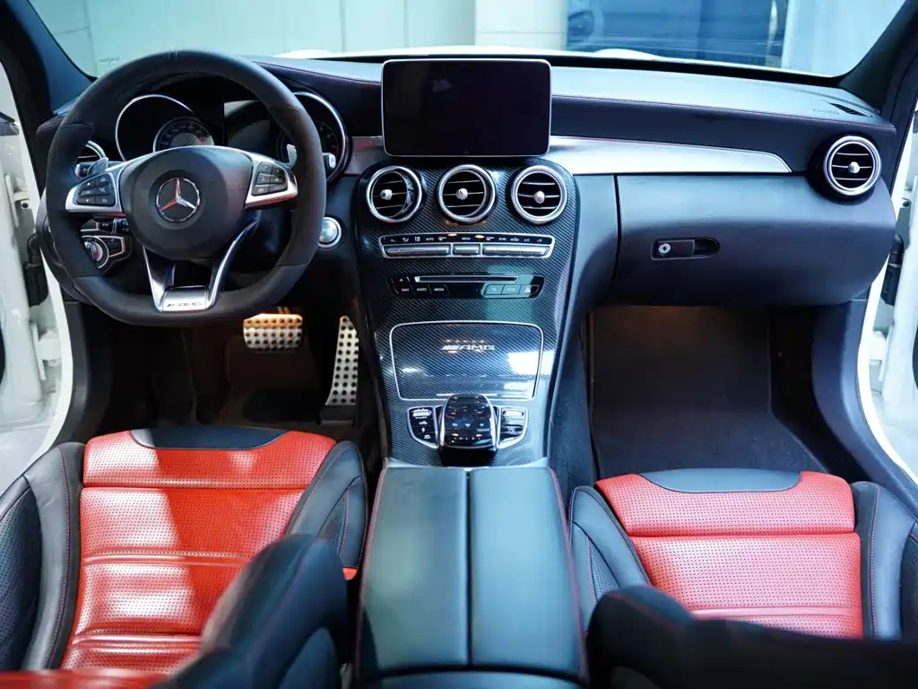 Mercedes-Benz C-Class AMG 2019 — фото 38