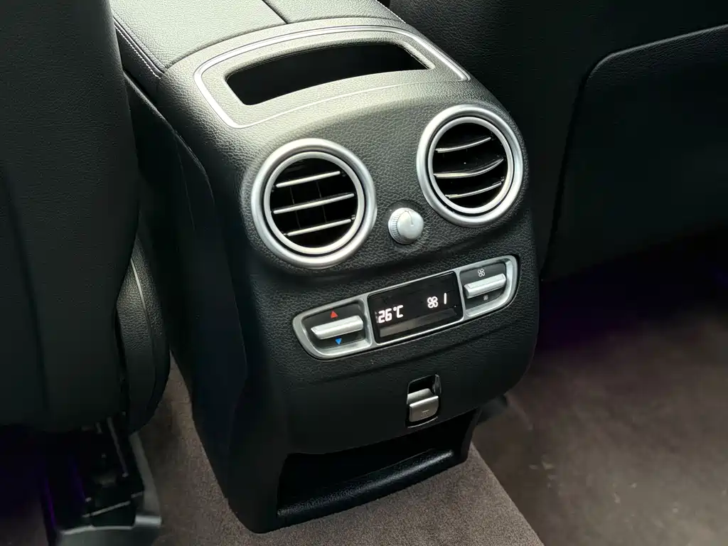 Mercedes-Benz GLC 2023 — фото 14