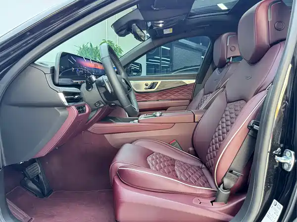 Cadillac CT6 2025