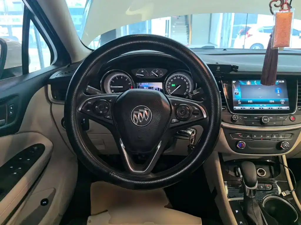Buick Verano 2018 — фото 11