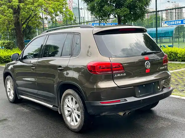 Volkswagen Tiguan 2015