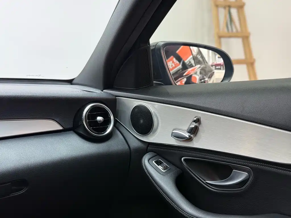 Mercedes-Benz C-Class 2020 — фото 13