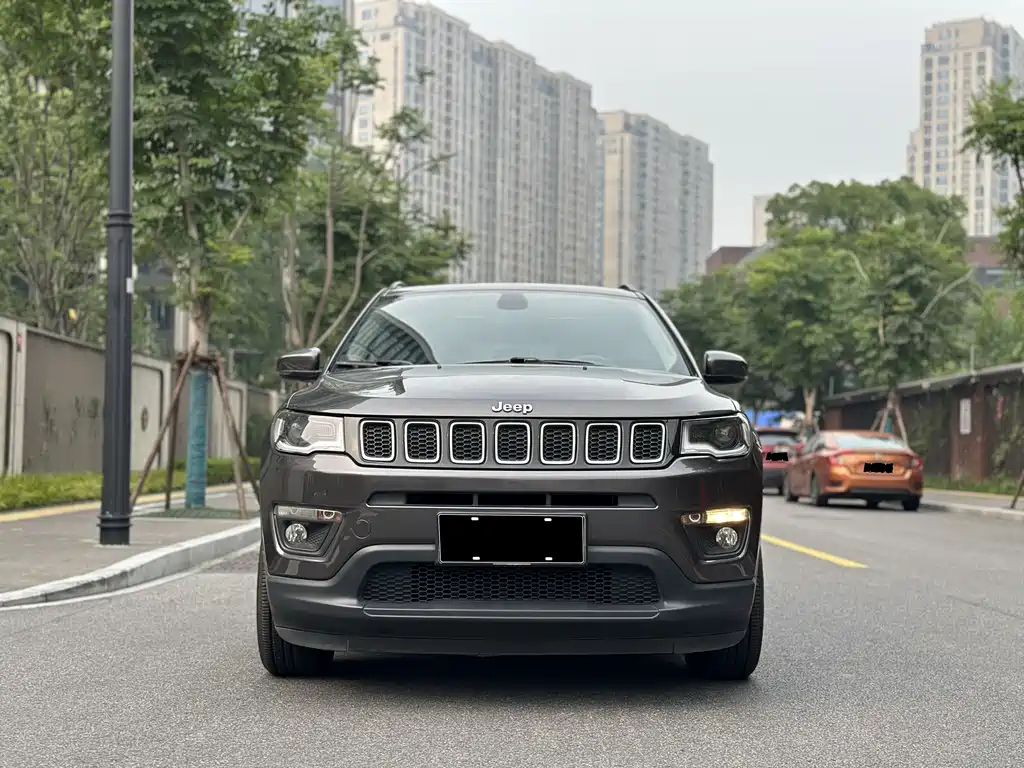 Jeep Compass 2019 — фото 2