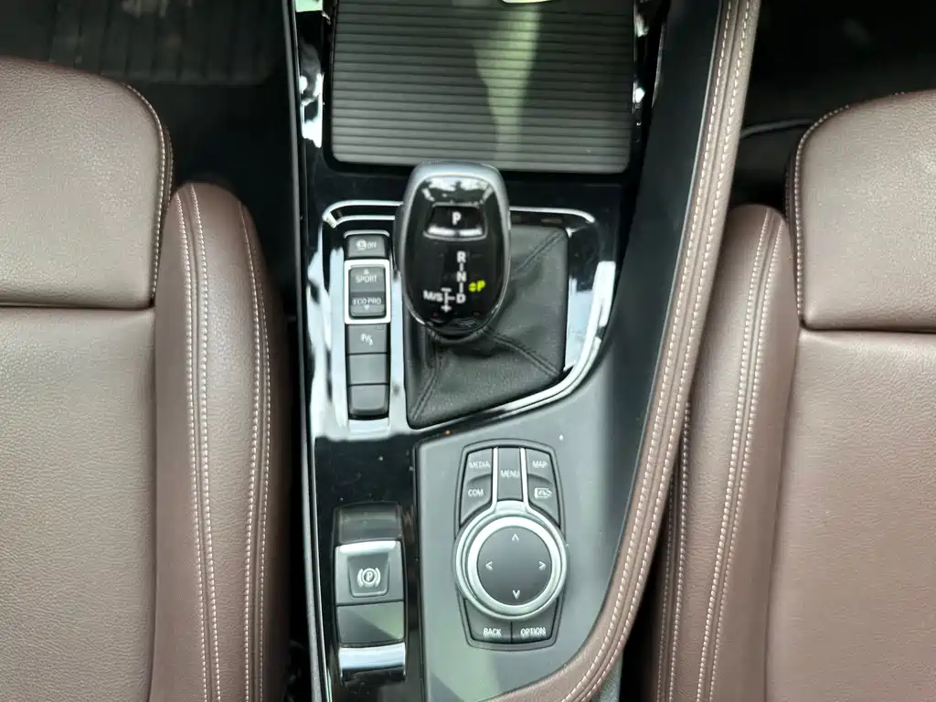 BMW X2 2021 — фото 12