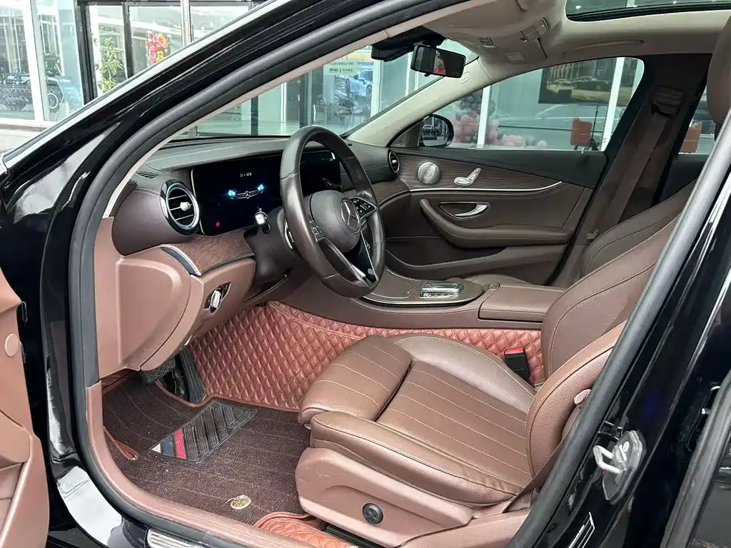 Mercedes-Benz E-Class 2021
