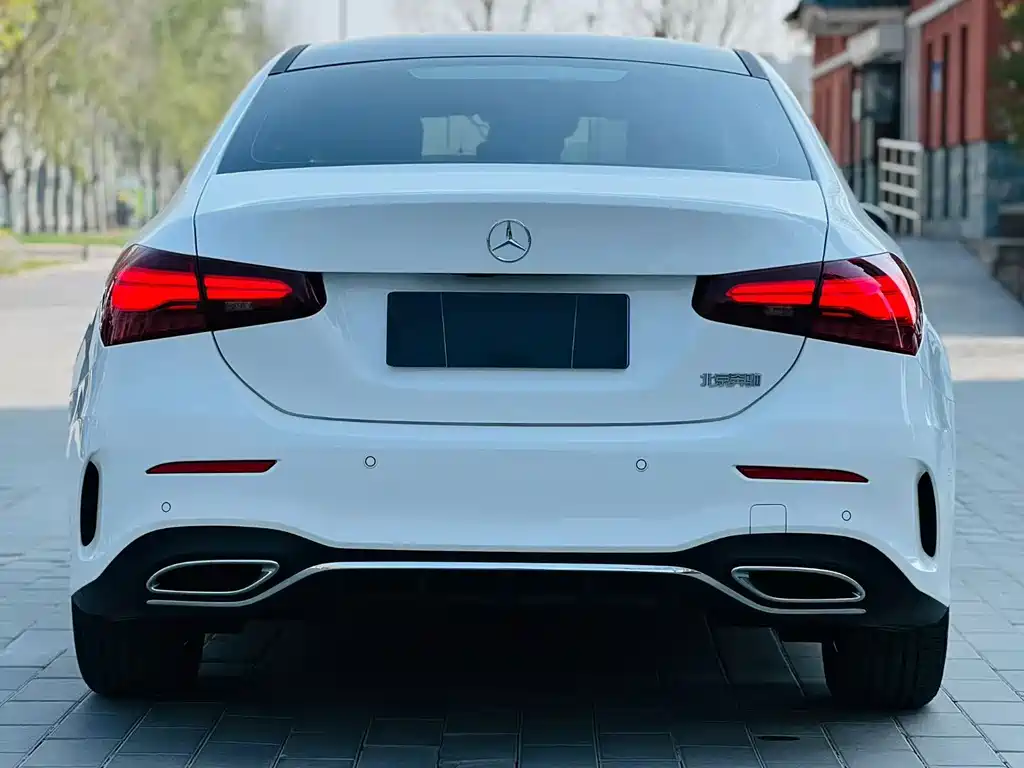Mercedes-Benz A-Class 2023 — фото 8