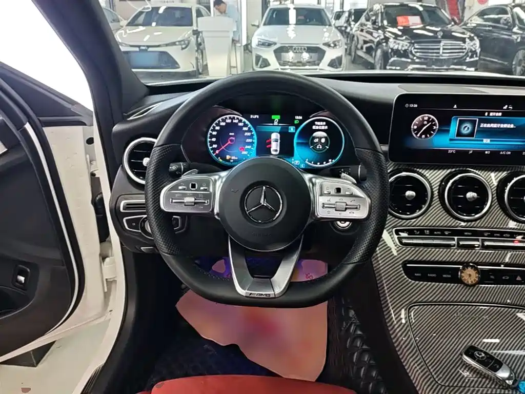 Mercedes-Benz C-Class 2020 — фото 11
