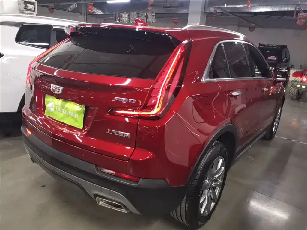 Cadillac XT4 2022 — фото 7