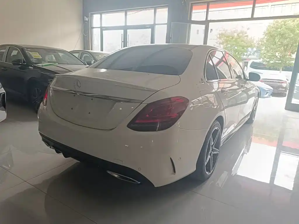 Mercedes-Benz C-Class 2020