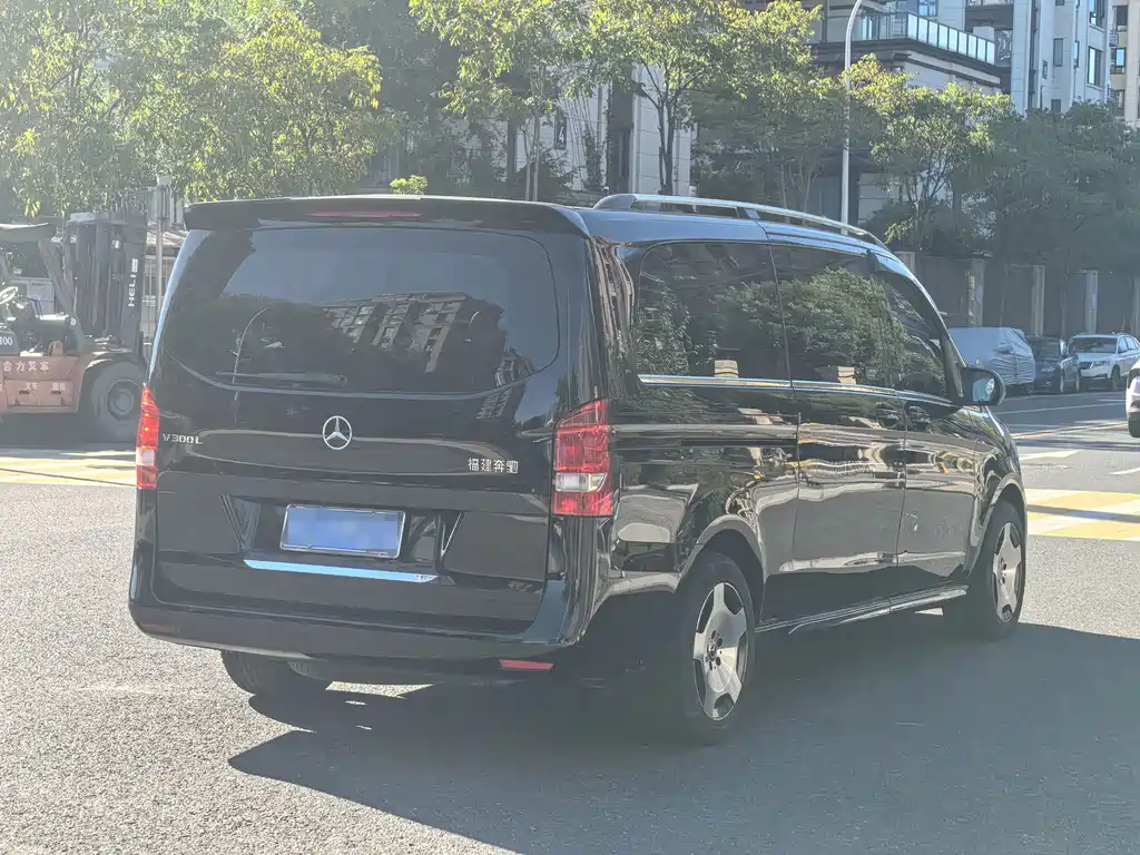 Mercedes-Benz Vito 2017 — фото 13