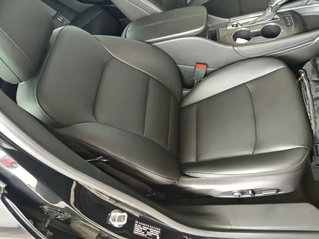 Chevrolet Malibu XL 2022 — фото 25