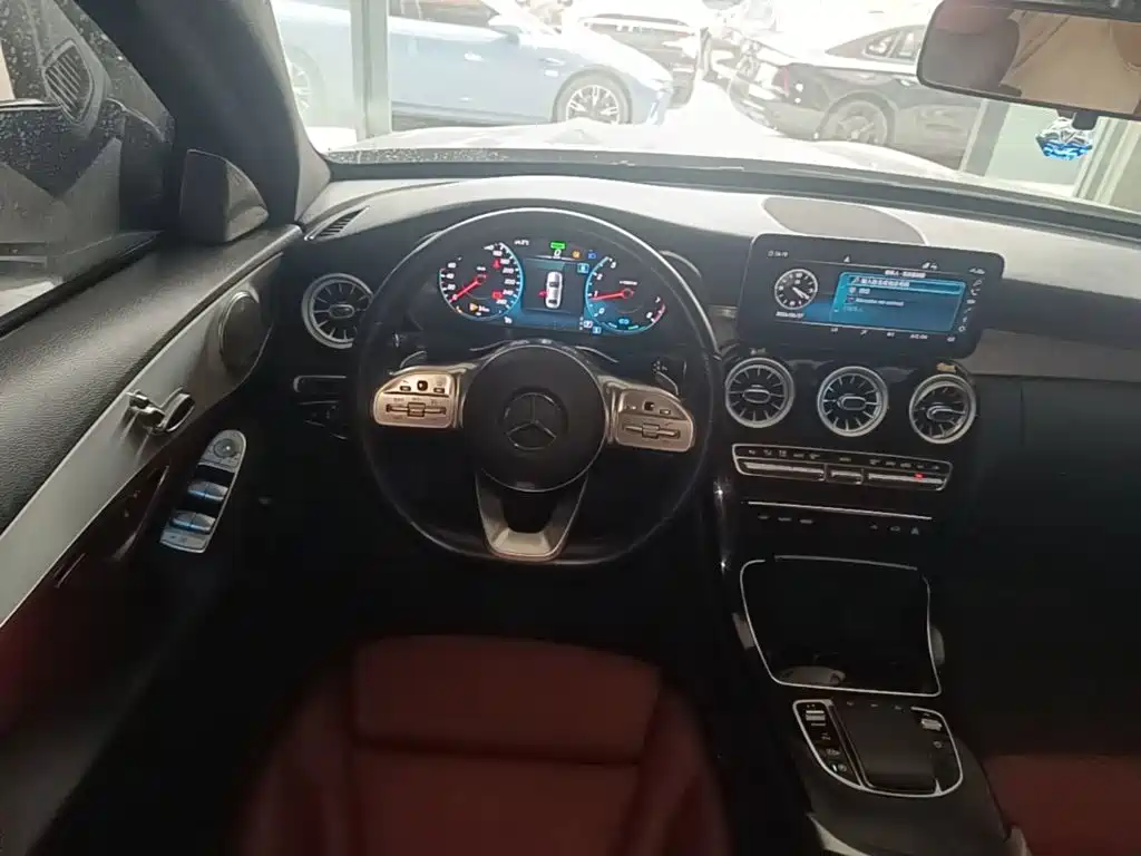 Mercedes-Benz C-Class 2020 — фото 11