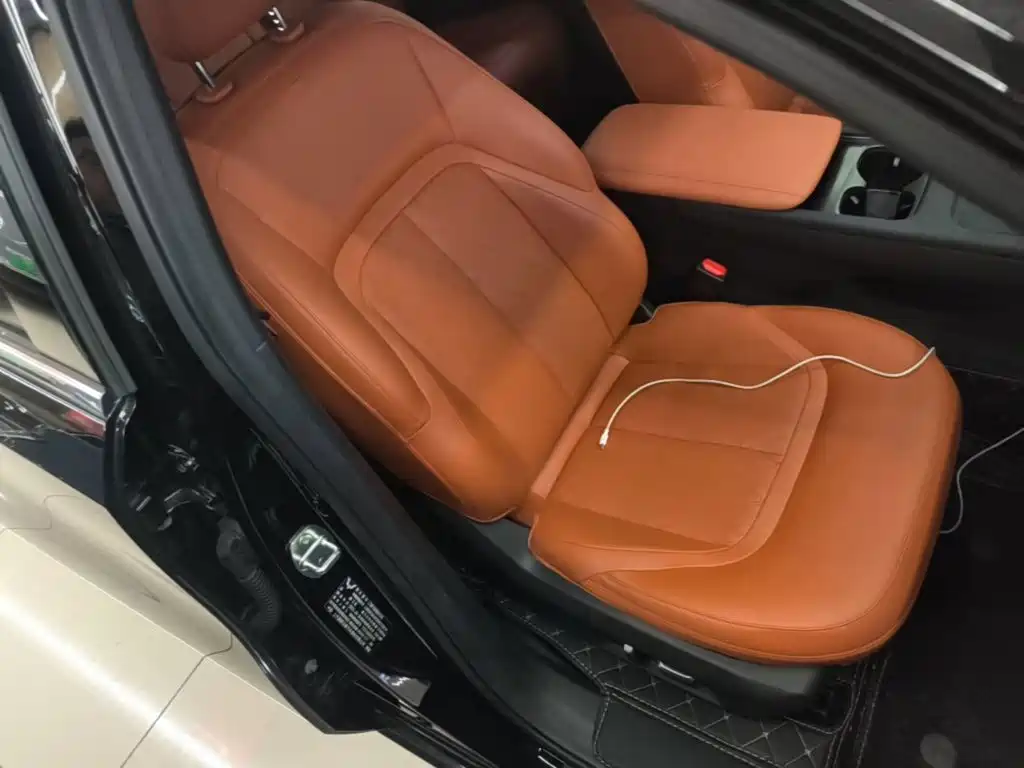 Wuling Starlight 2025 — фото 25