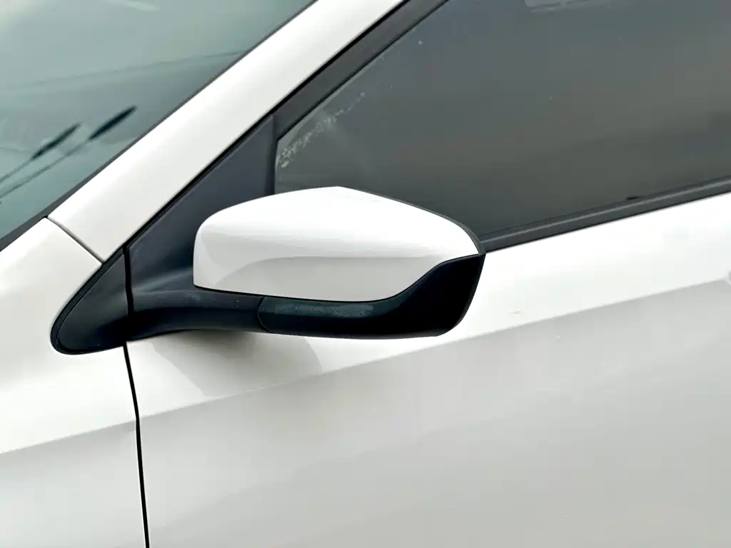 Chevrolet Cavalier 2021 — фото 17