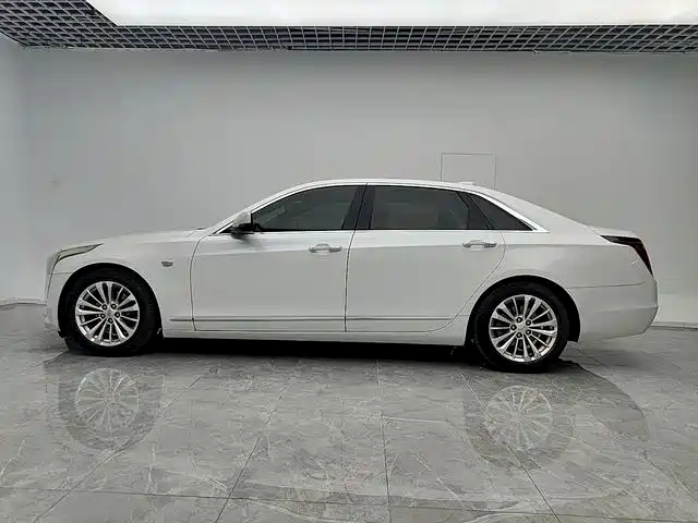 Cadillac CT6 2017 — фото 4