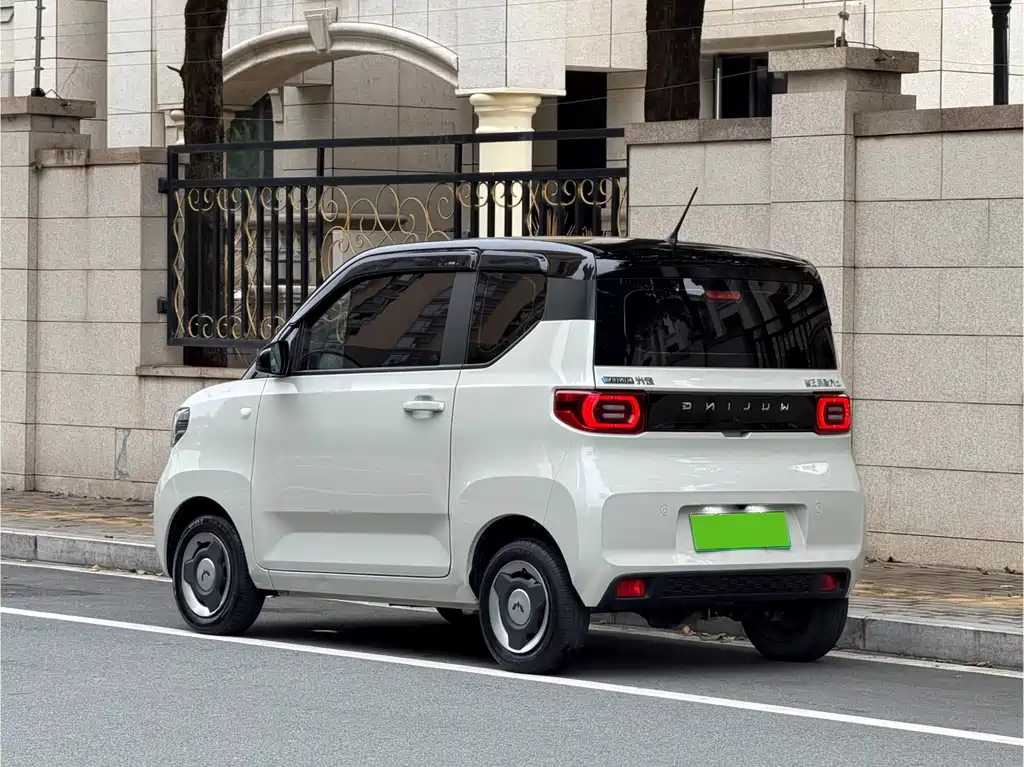 Wuling MINIEV 2022 — фото 12