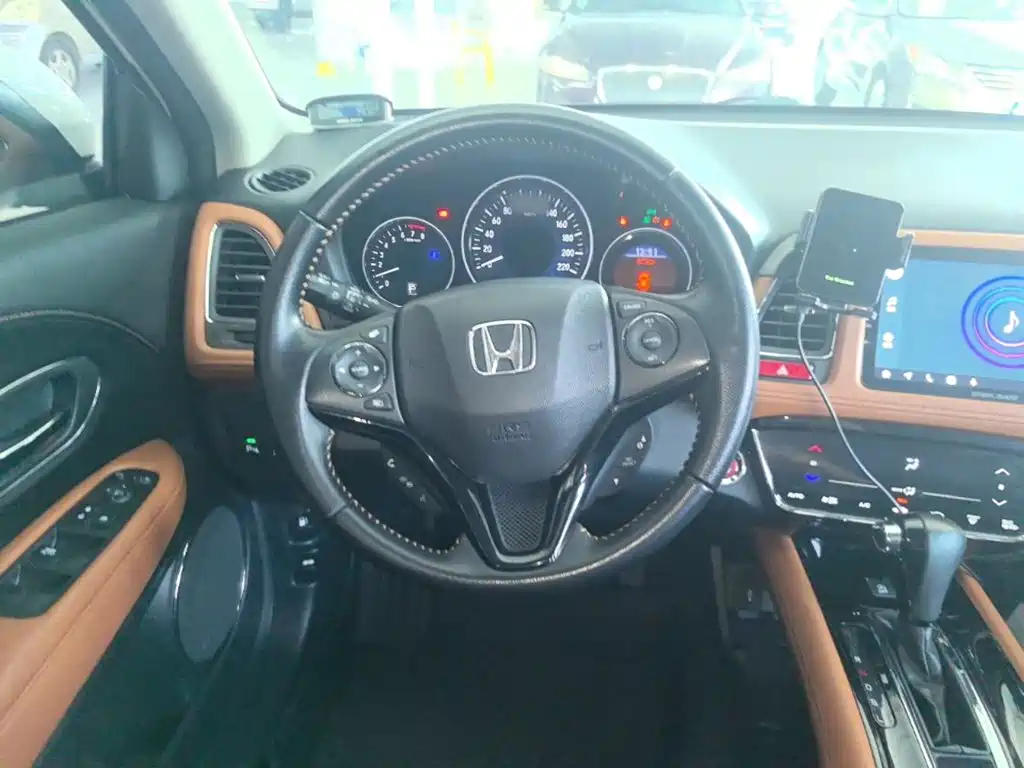 Honda Vezel 2016 — фото 11