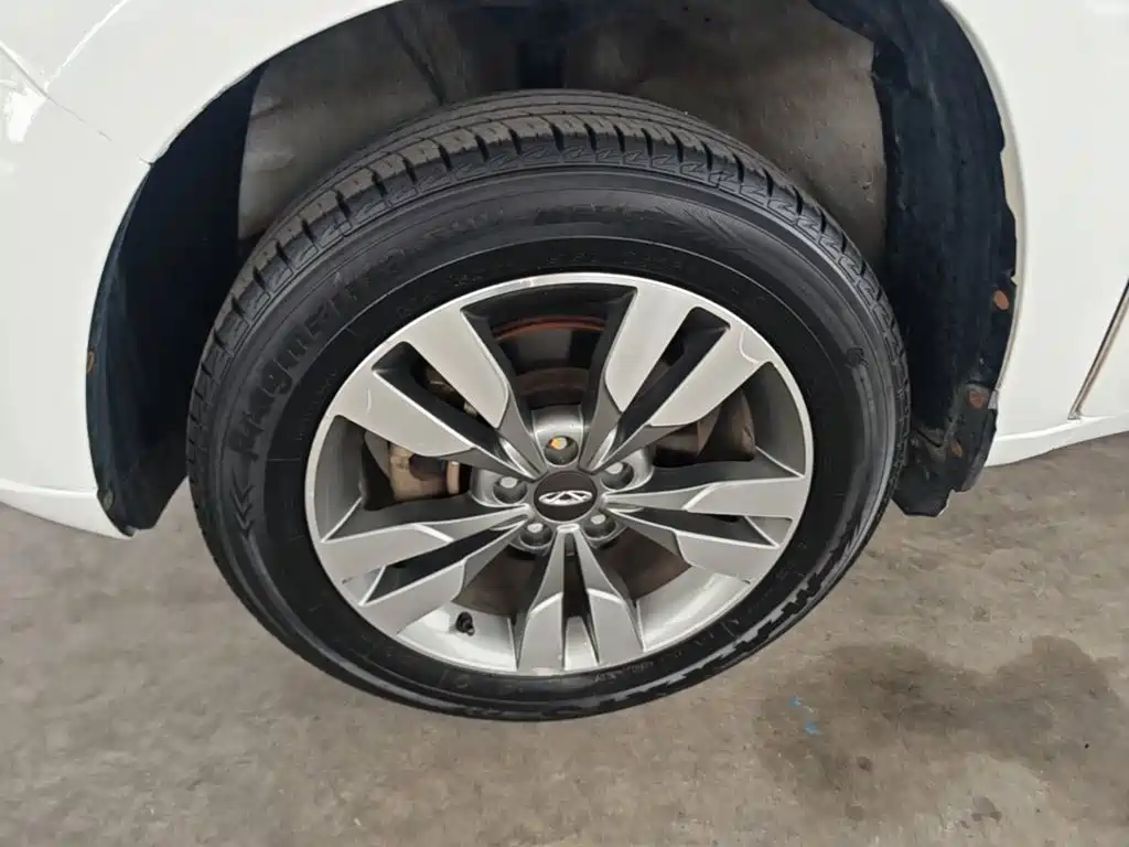 Chery Tiggo 3 2016 — фото 23