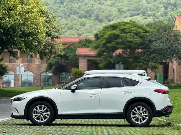 Mazda CX-4 2018
