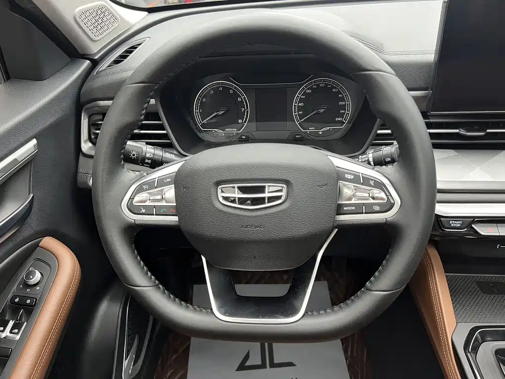 Geely Vision X6 2023 — фото 10