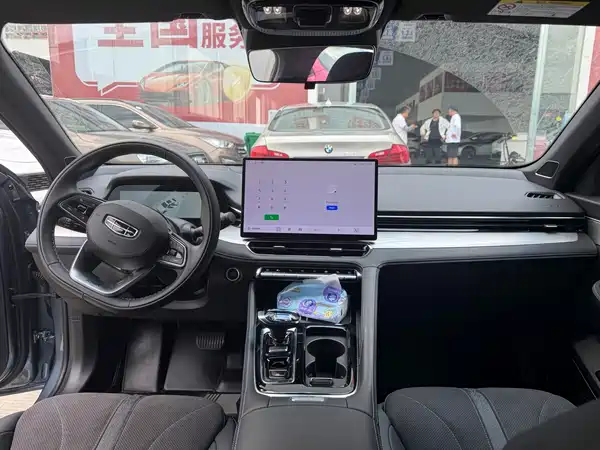Geely Xingrui 2025
