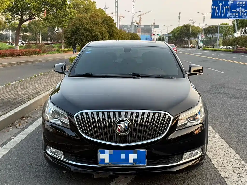 Buick LaCrosse 2015 — фото 2