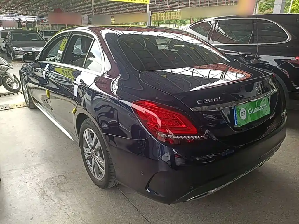 Mercedes-Benz C-Class 2020