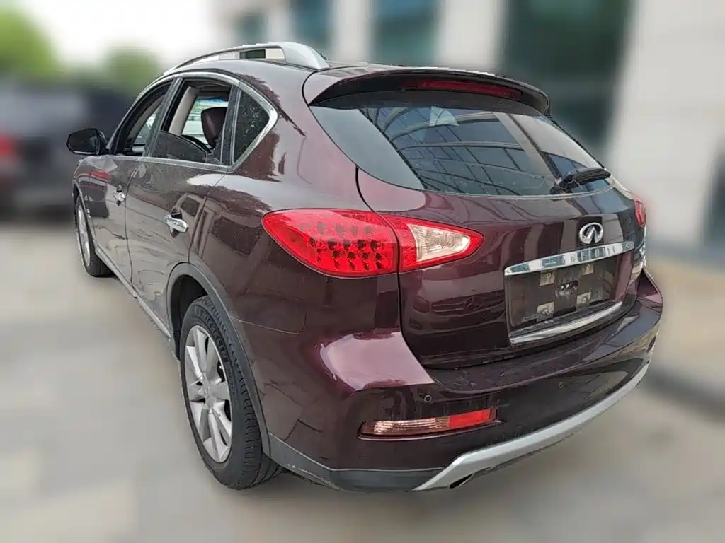 Infiniti QX50 2017 — фото 9