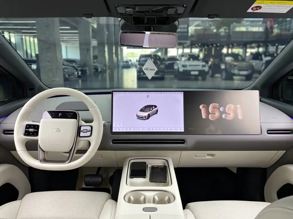 Li Auto i6 2025 — фото 16