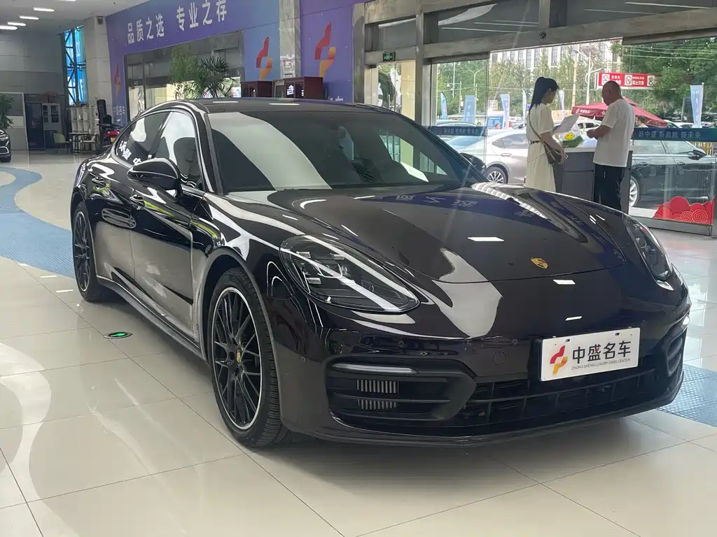 Porsche Panamera 2022