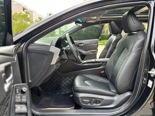Toyota Avalon 2023